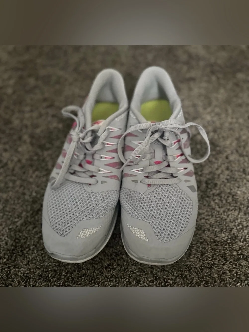 Nike Women’s Shoes Size 8 0131